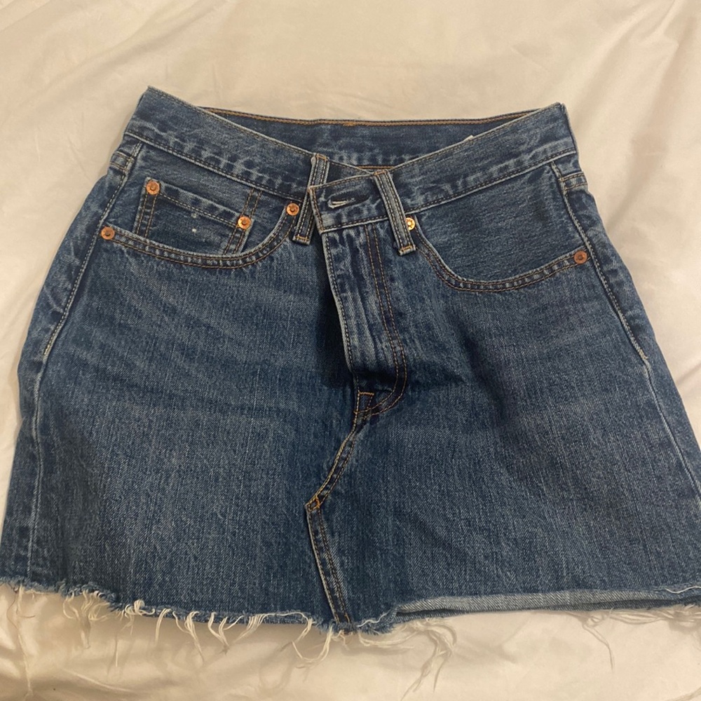 Levi’s denim skirt